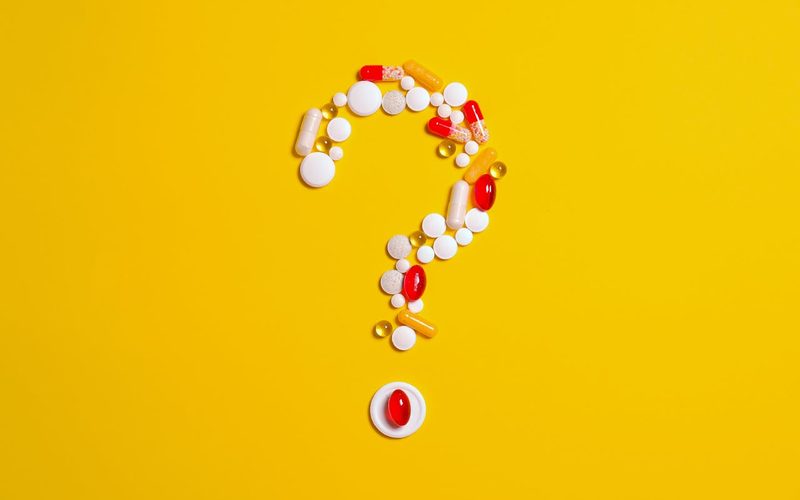 Side Effects of Eliquis in the Elderly: What Doctors Want You to Know