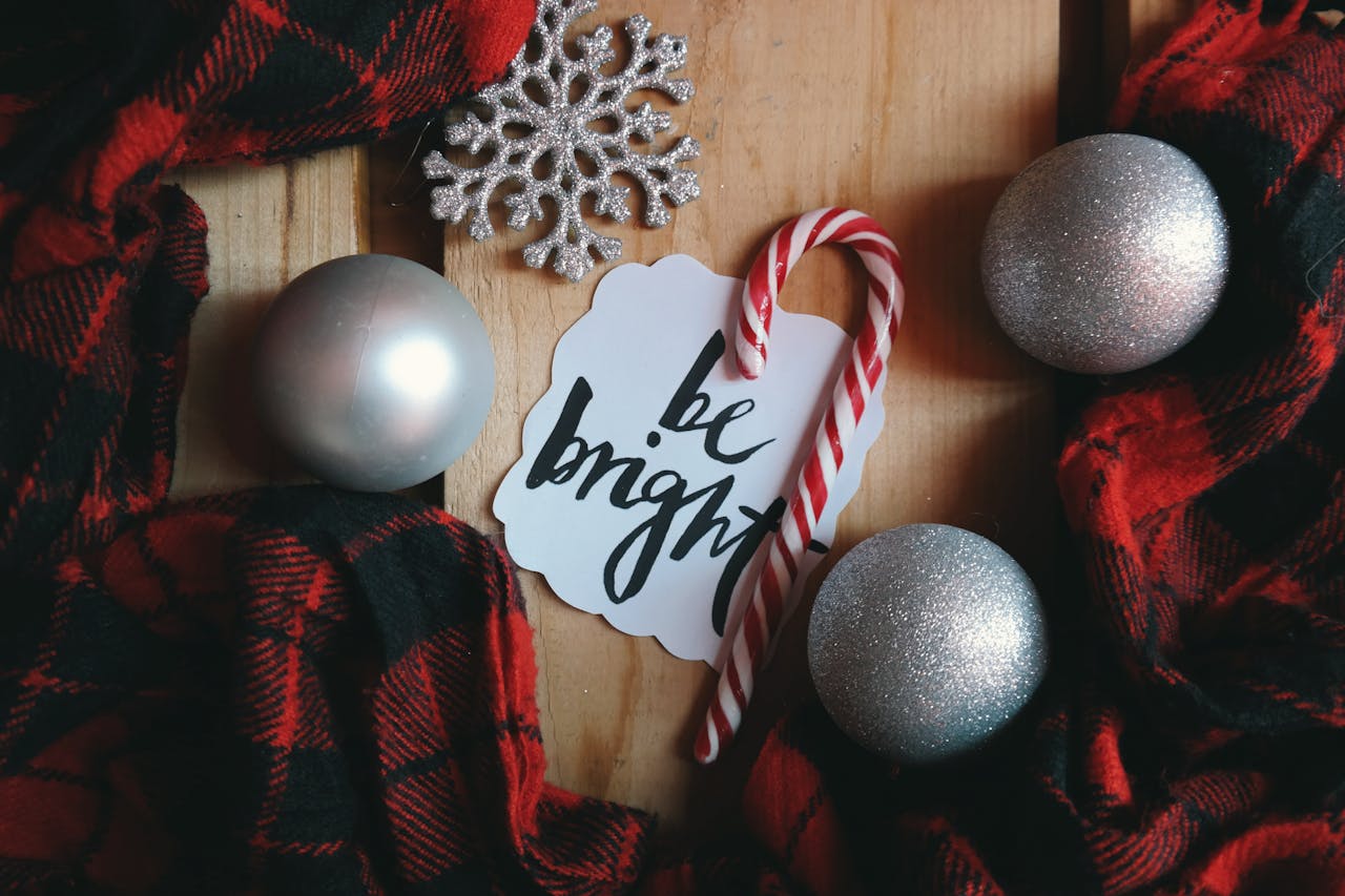 The Heart of Holiday Care: Simple Ways to Show Caregiver Appreciation