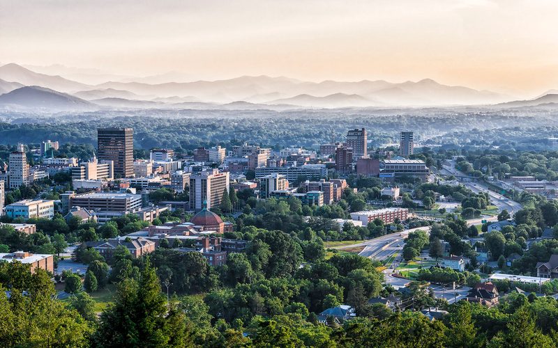 15 Luxury Retirement Communities in North Carolina That Feel Like 5-Star Resorts