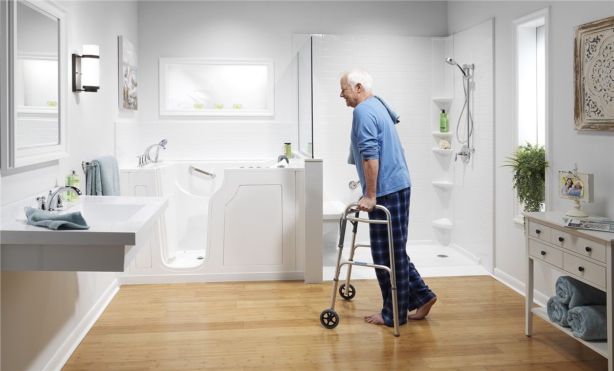 Walk-In Bathtubs for Seniors: Medical Safety Guide 2025