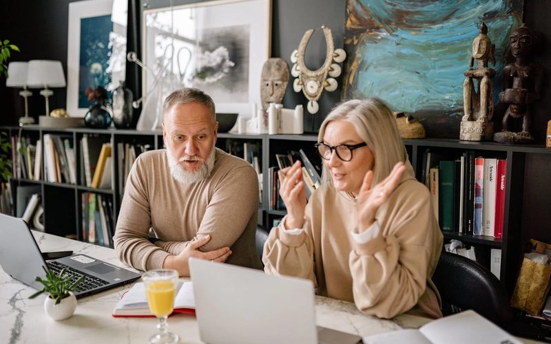 Best Indoor Hobbies for Seniors at Home: Your Guide to an Active Retirement