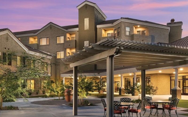 Robson Senior Living: A Comprehensive Review of Sun Lakes’ Premier Retirement Community