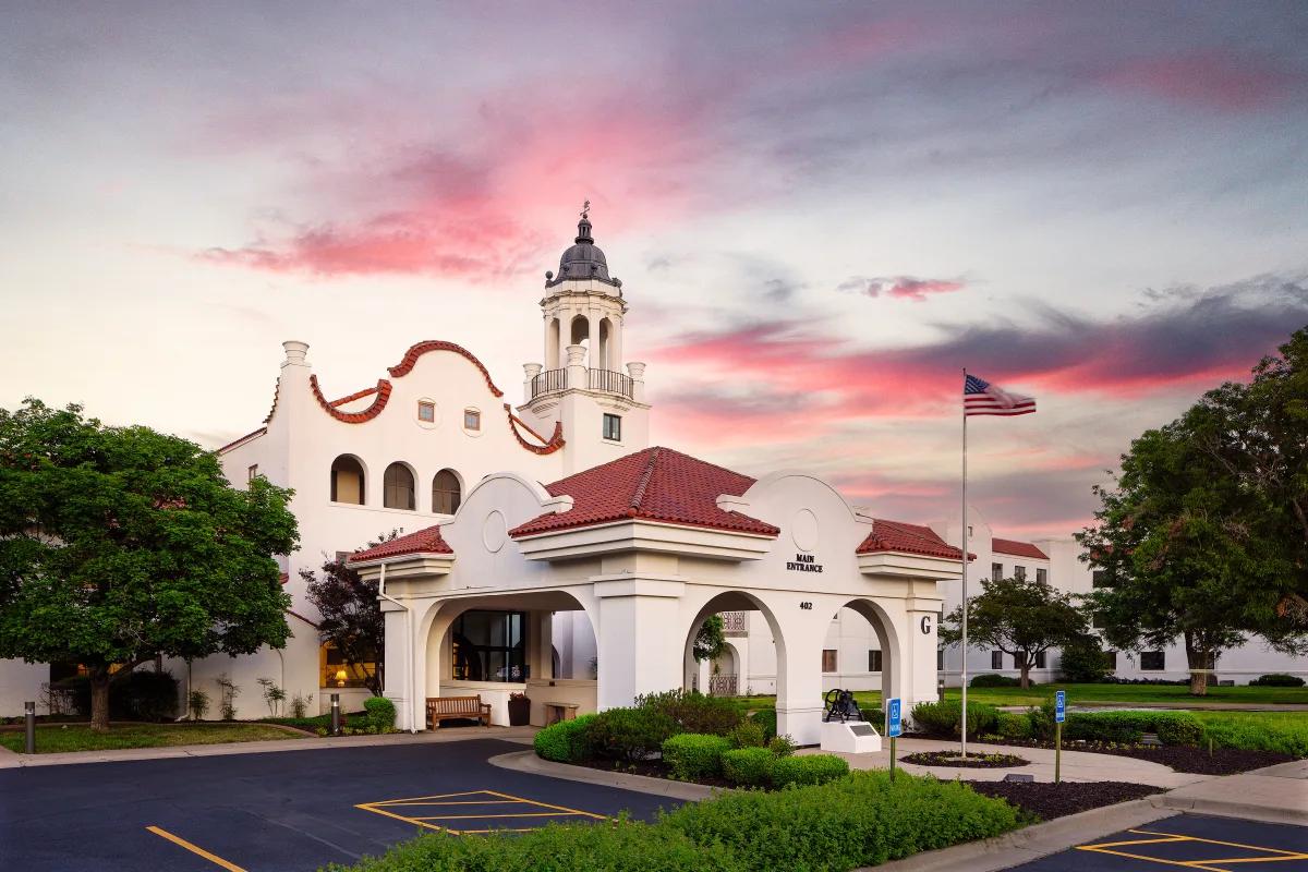 Unveiling Oxford Vista Wichita’s Premier Senior Living Experience