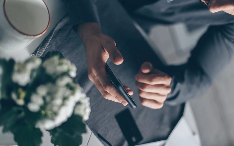 How to Spot a Romance Scammer Before It's Too Late: Expert Safety Guide