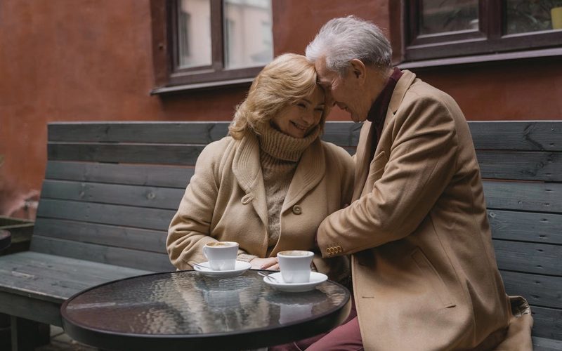 Free Dating Sites for Seniors Over 70: Your Complete Guide
