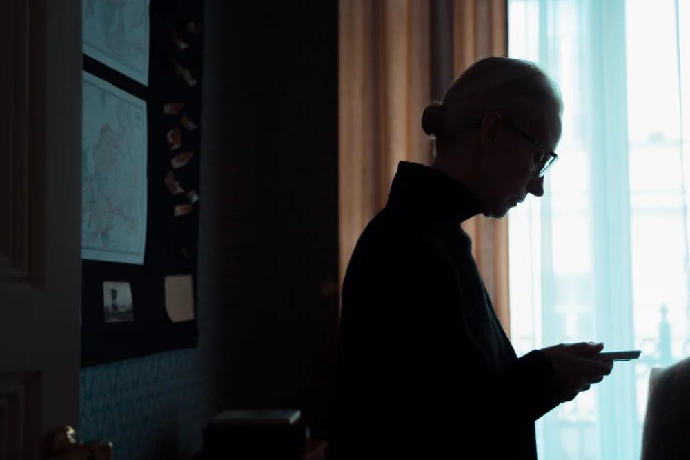 How to Deal With Elderly Parents Who Refuse Help