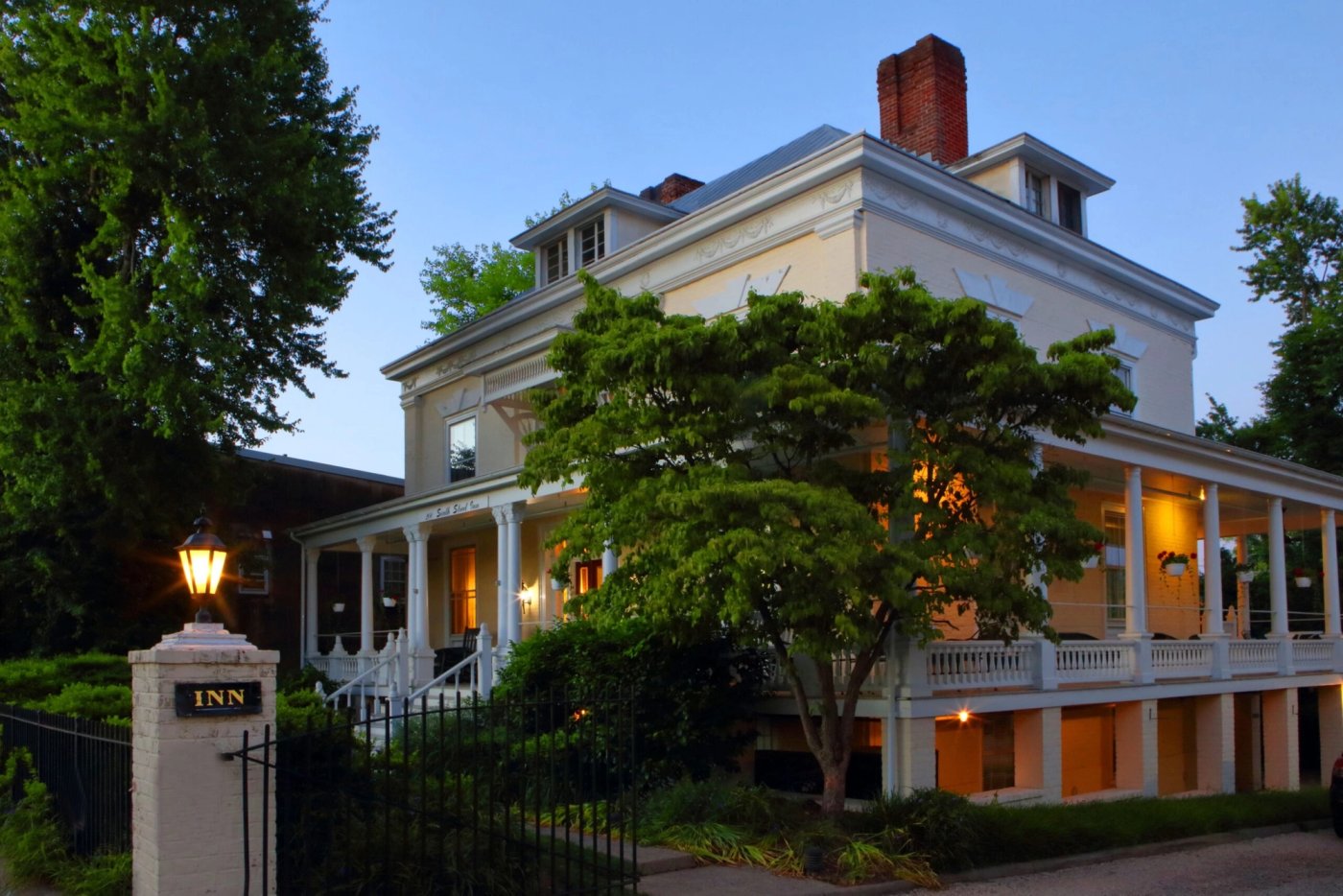 The 200 South Street