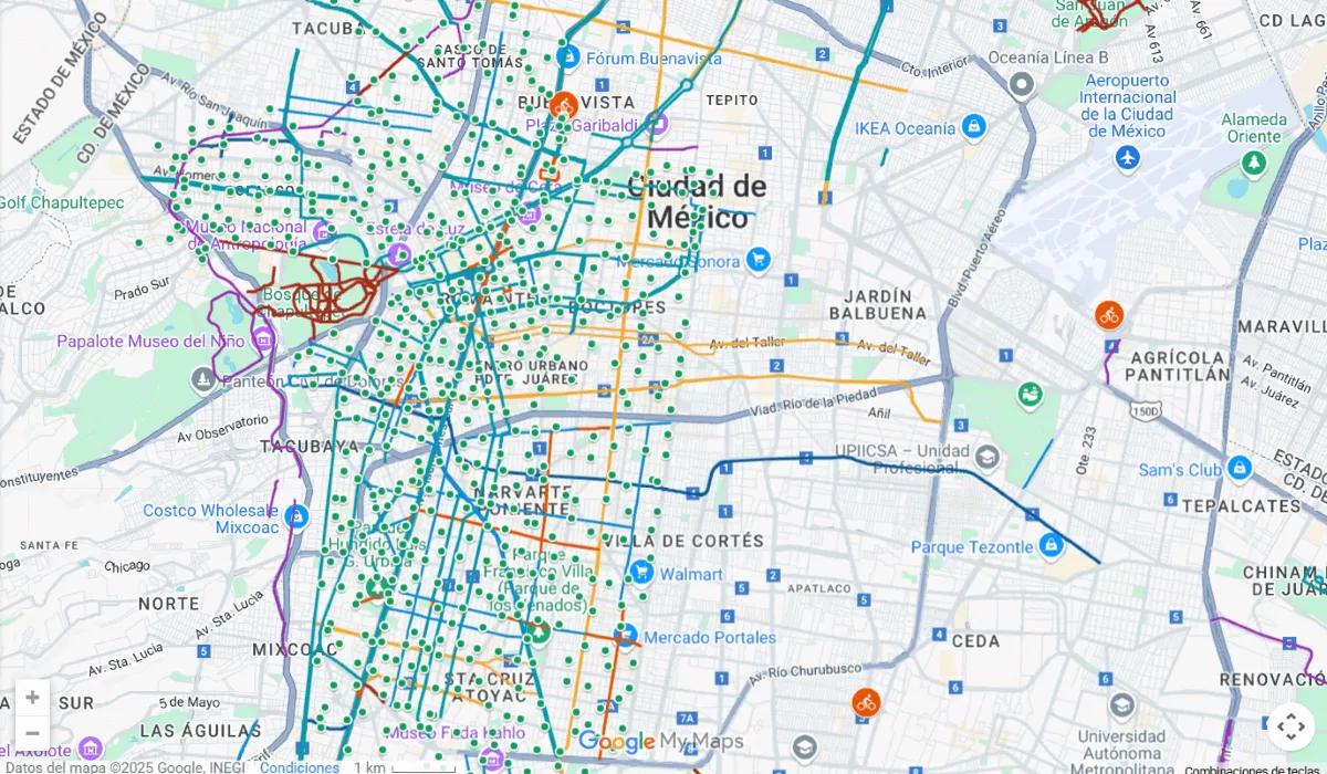 Mapa de la red de ciclovías de la Ciudad de México con las rutas en verde azulado sobre las colonias centrales