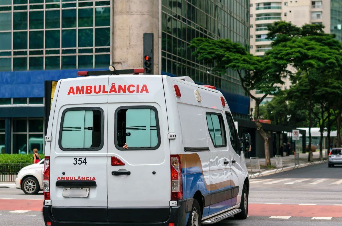 Contenedores RPBI: ¿Cuáles Deben Ir en Ambulancias y Unidades Móviles?