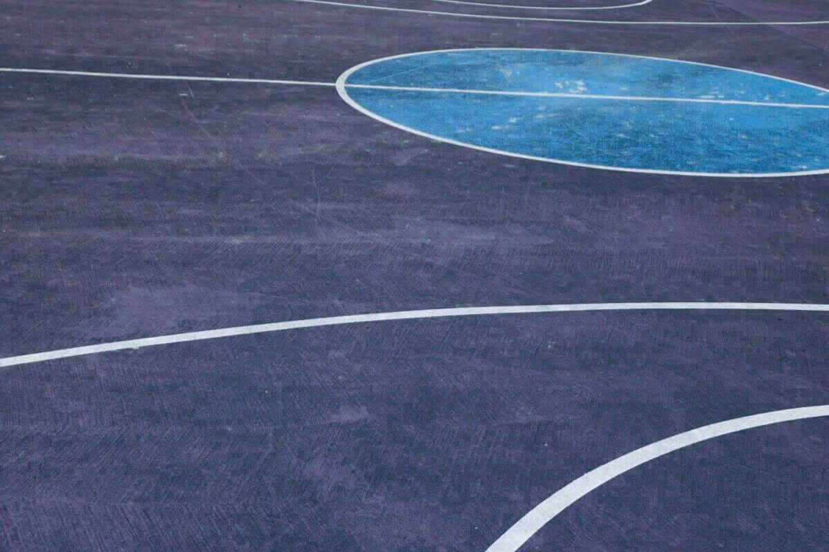cuál es la mejor pintura para canchas deportivas