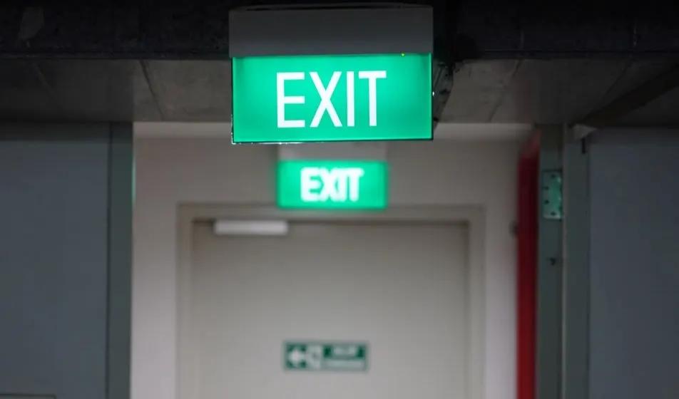 Señales de seguridad con luz LED