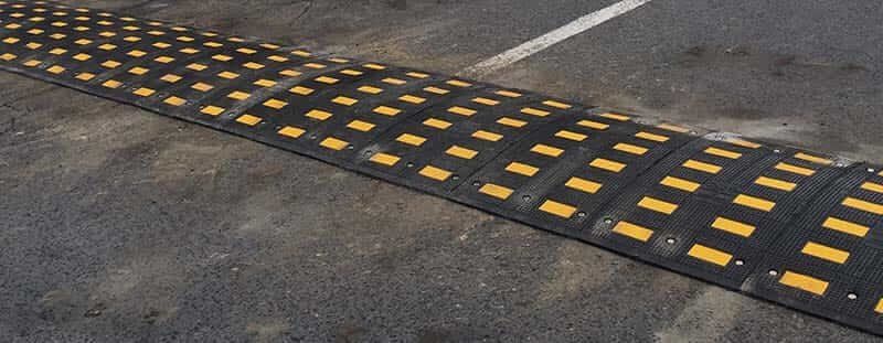 Cómo instalar topes de estacionamiento en tu garaje