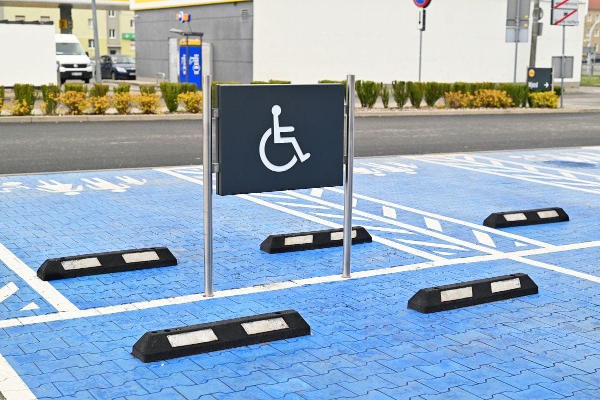 Estacionamiento para discapacitados requisitos