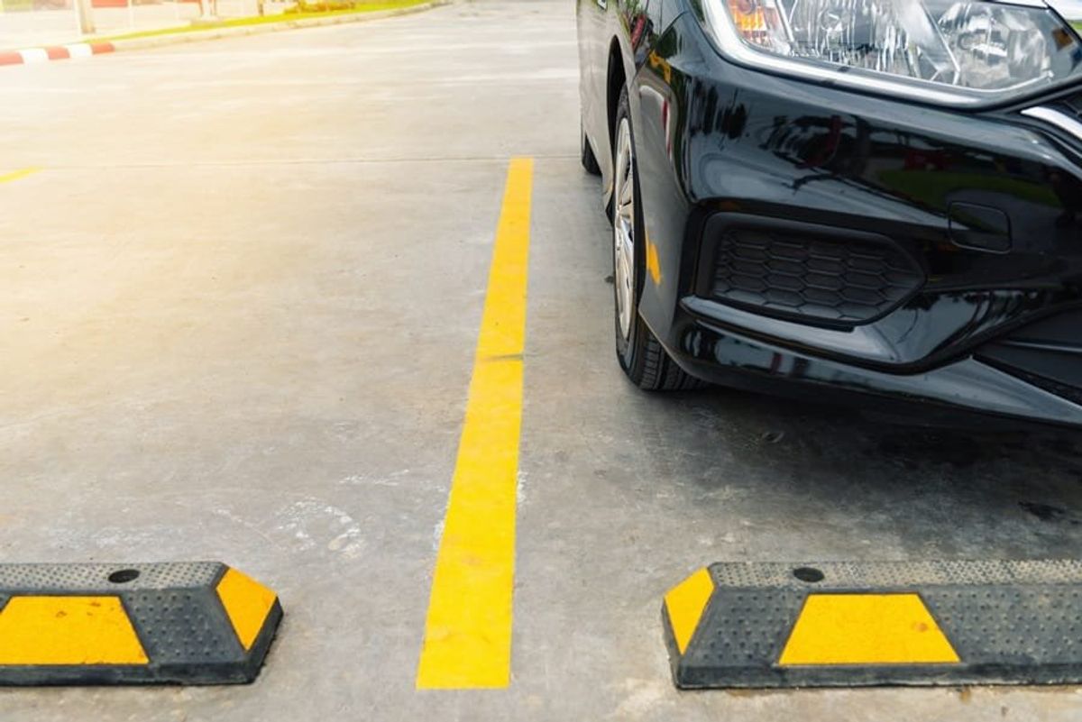 Anclajes para topes de goma