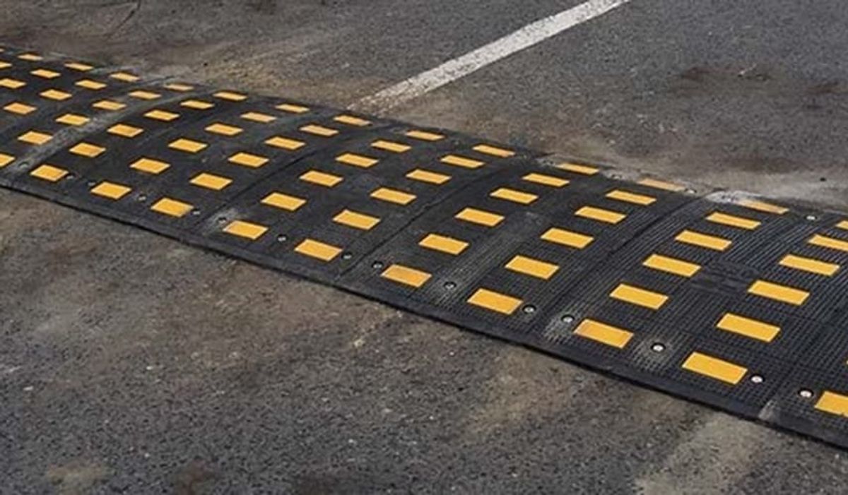 reductores de velocidad vial