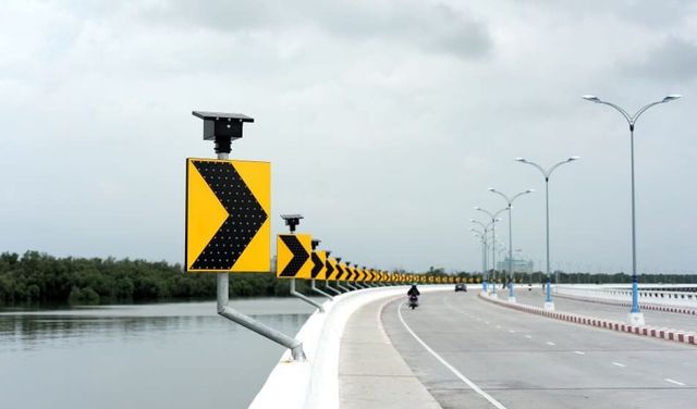 ¿Qué es el chevron vial y cuándo se debe usar?
