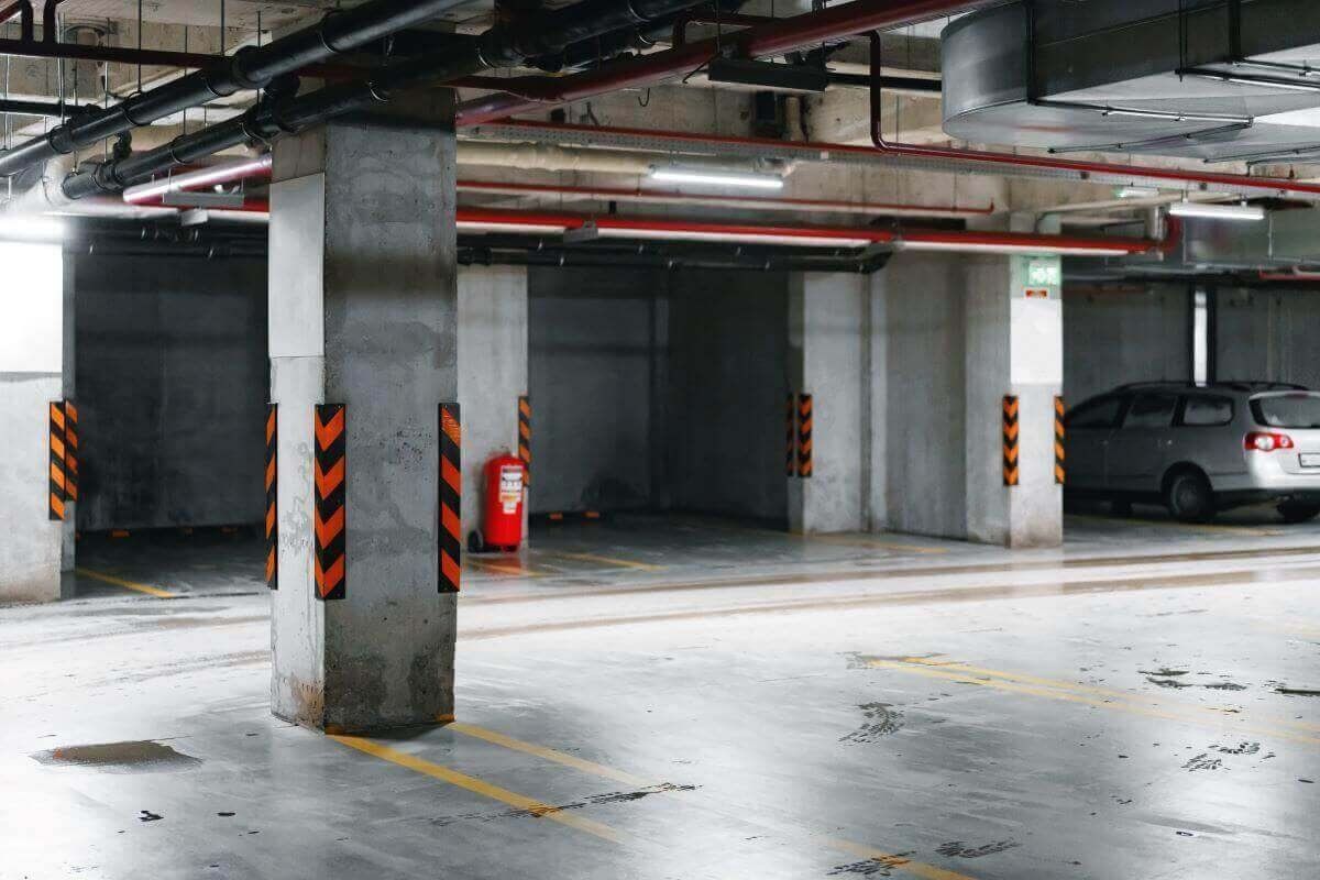 Esquineros de Caucho: ¿Qué son y por qué Colocarlos en tu Estacionamiento?