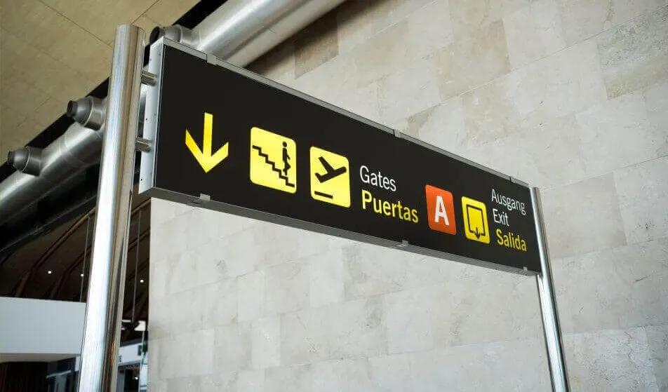 Señalética en aeropuerto