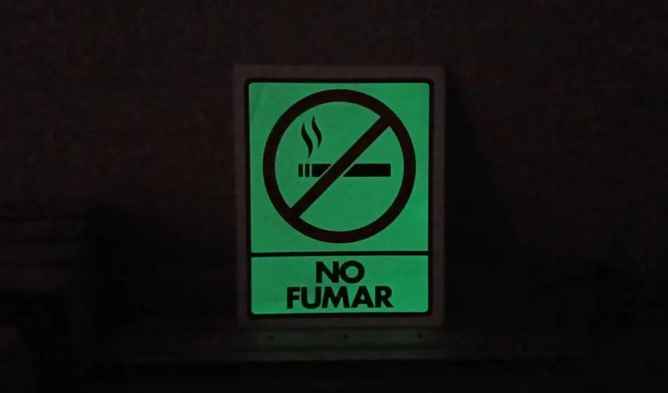 Señal fotoluminiscente al final de su vida útil