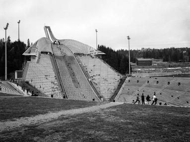 Oslo Holmenkollen. Oslo Holmenkollen.