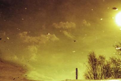 Spark. | Pentax ME Super Color Reflex MC Auto 1:1,2/55mm Reflection in a puddle.