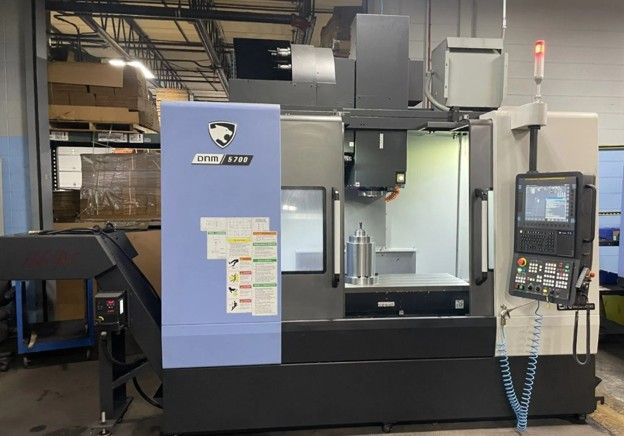 DN Solutions DNM 5700