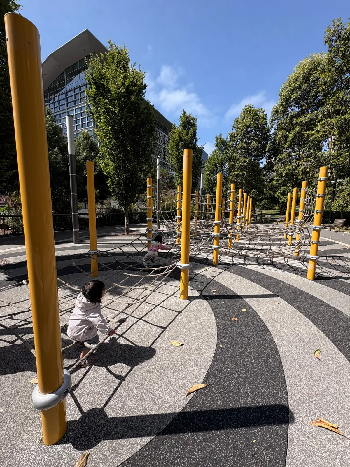 There are lower to the ground nets for littles, but it'll still be a bit challenging