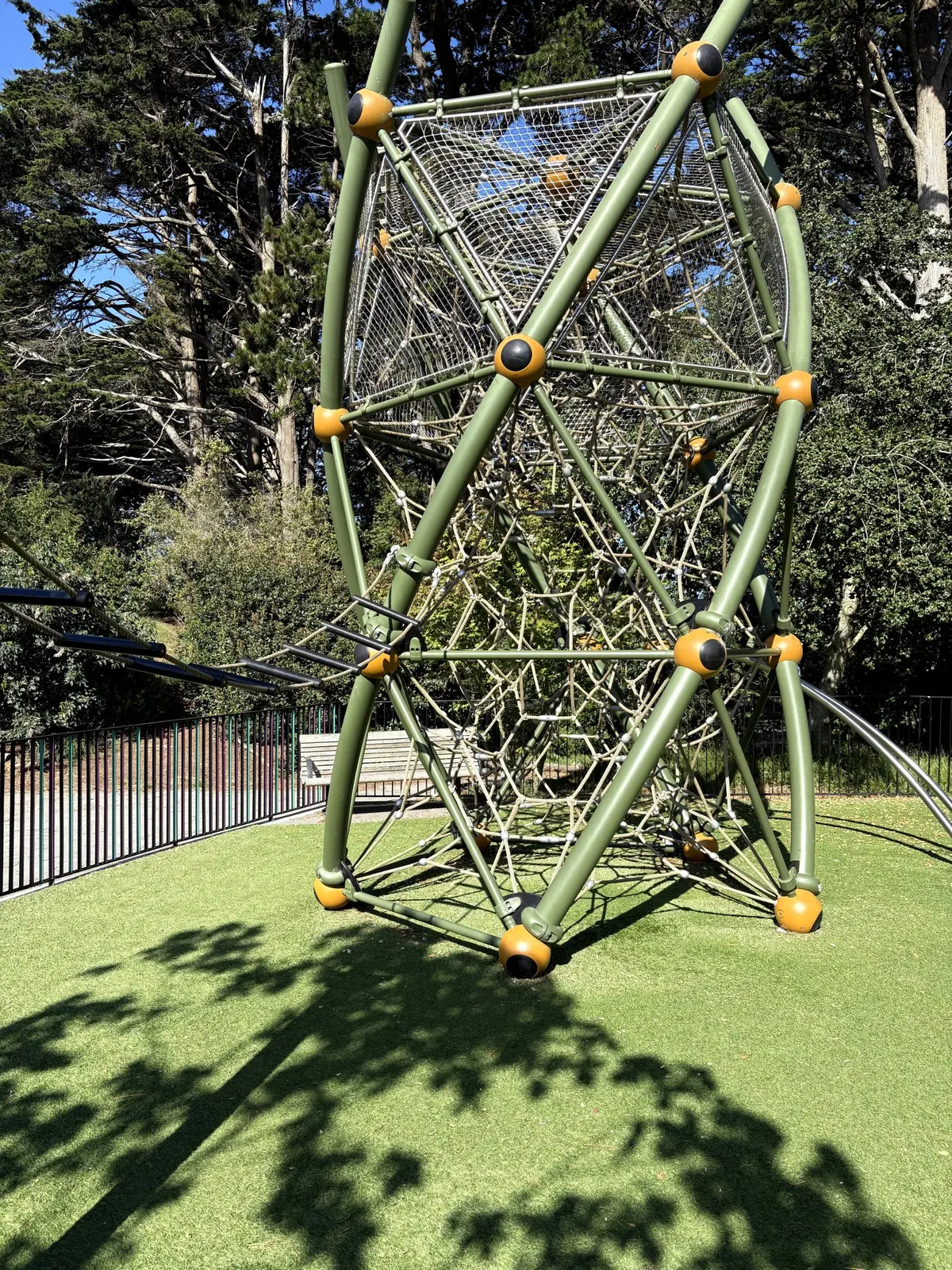 The super artistic and unique climbing net structure