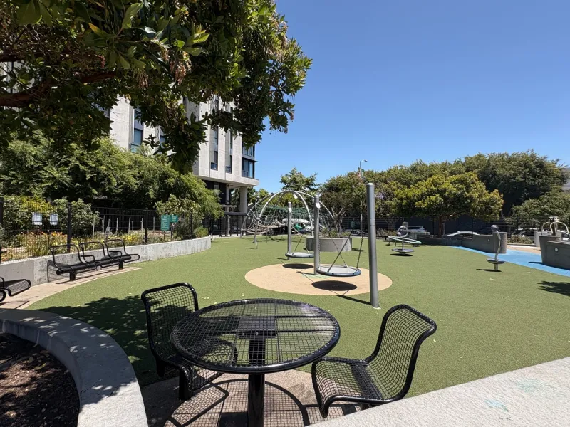 Wire benches and tables