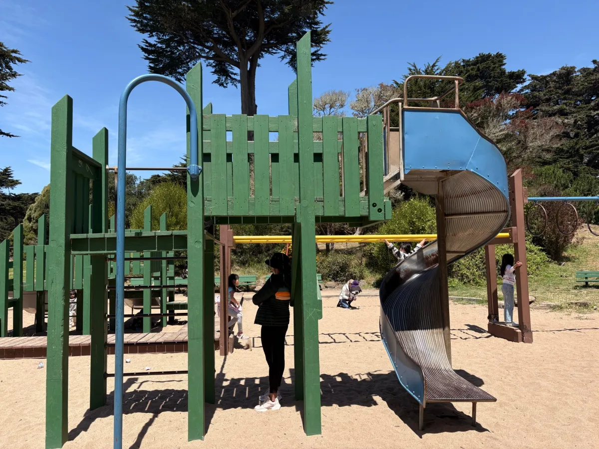Tall slide structure for bigger kiddos