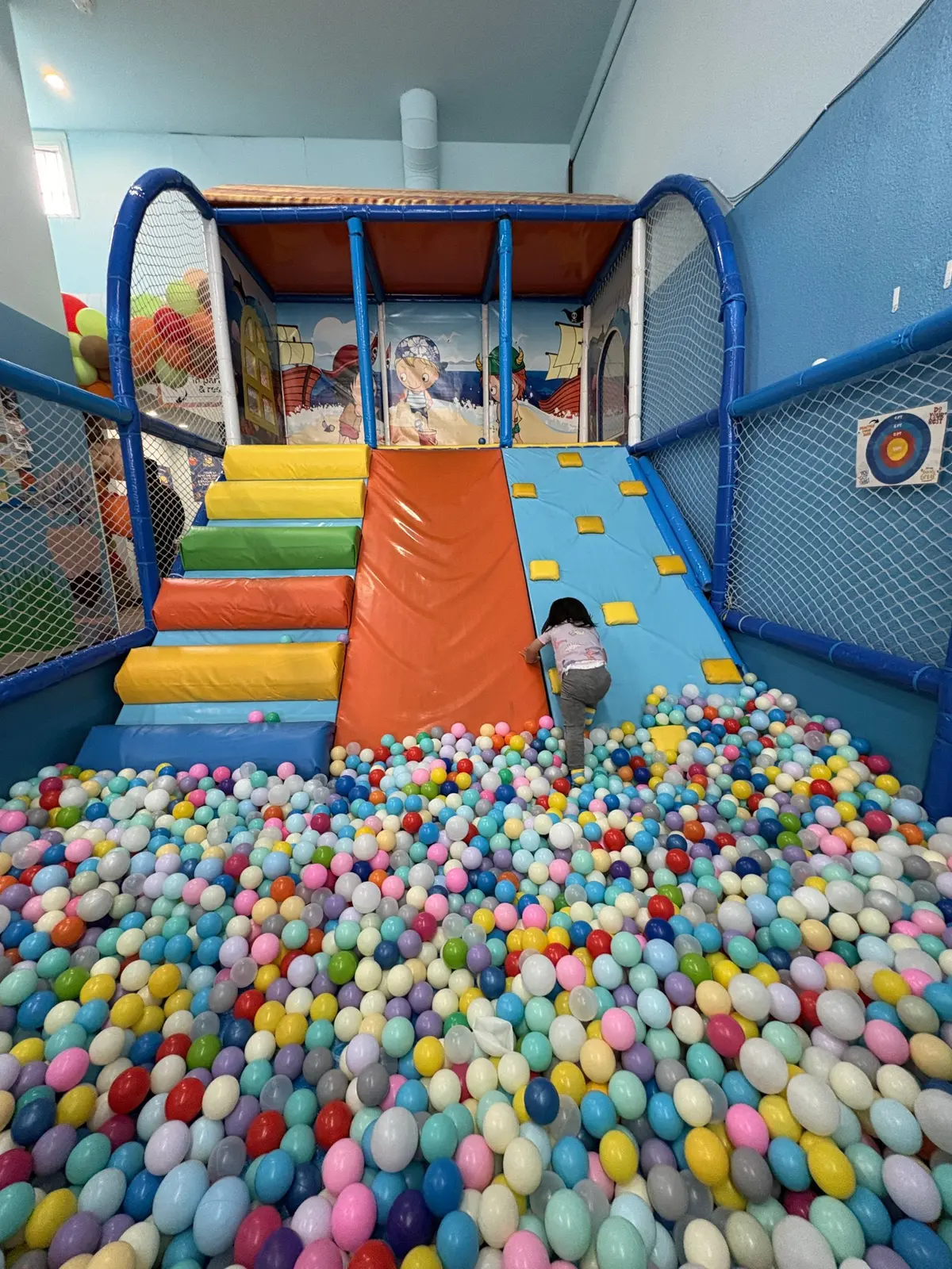 Little Kid pit
