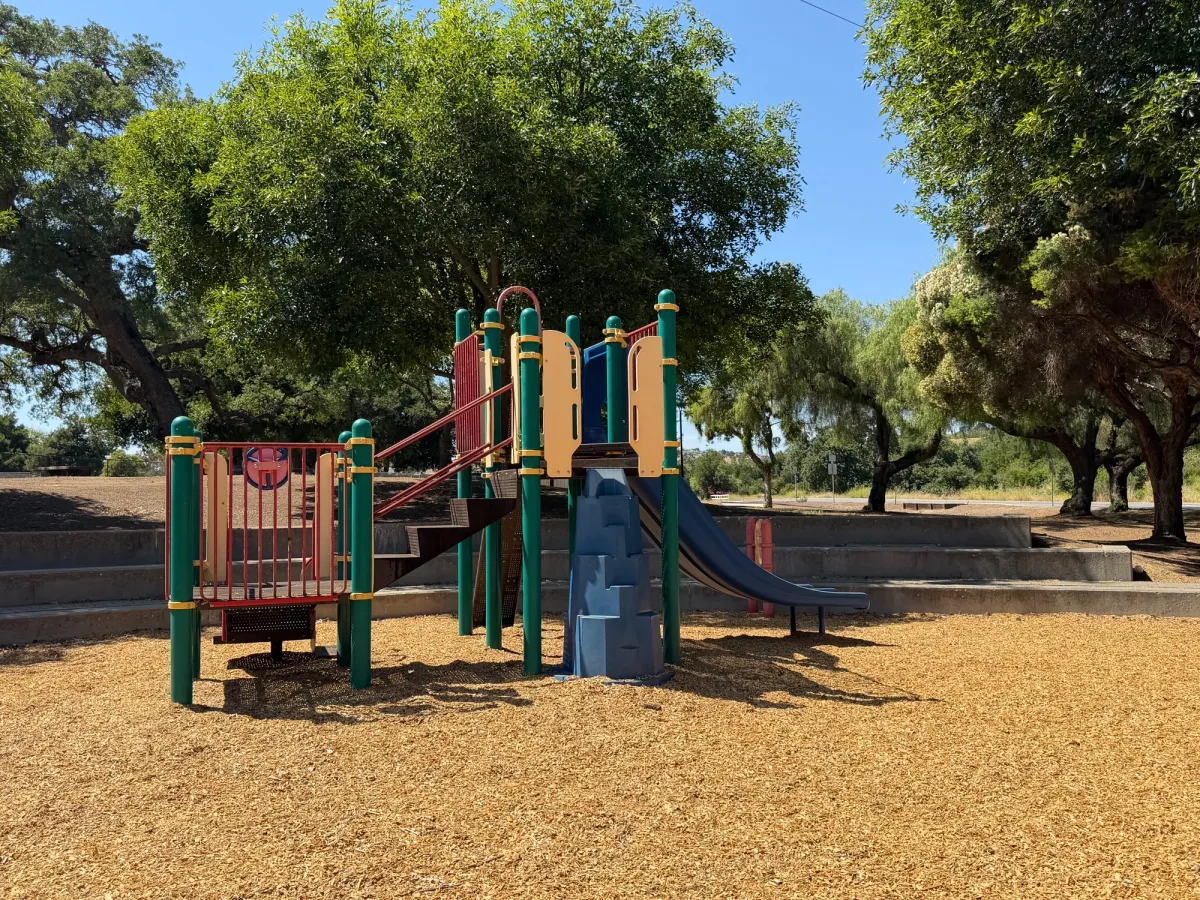 Toddler play structure