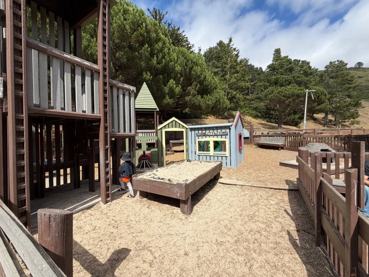 Toddler sand play area