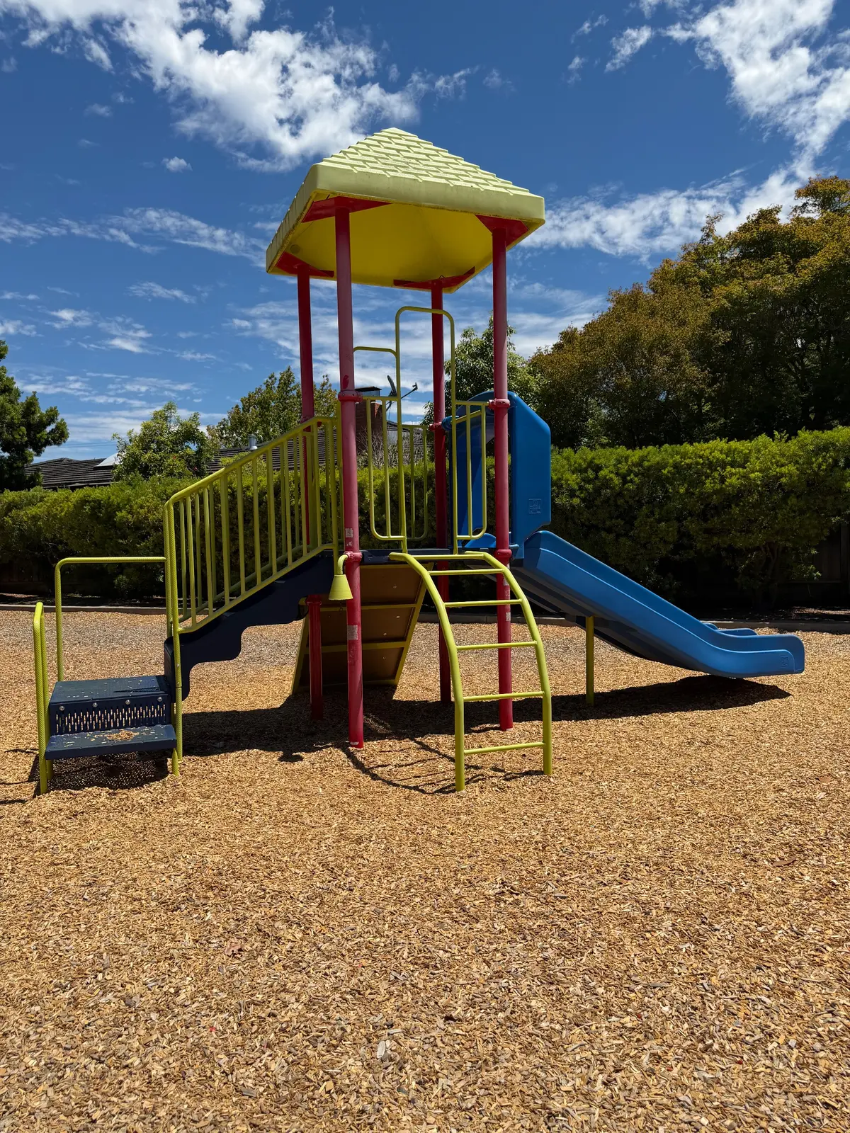 Toddler play structure