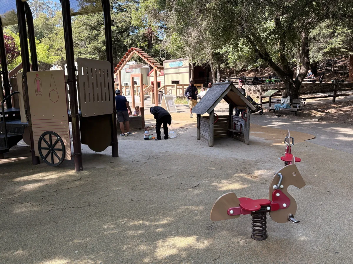 Various ride on toys and huts