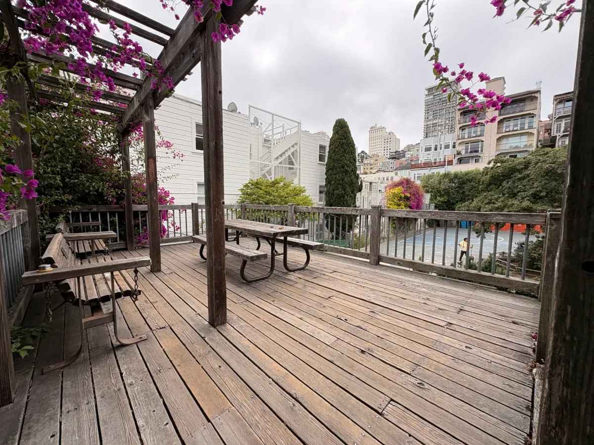 Picnic platform