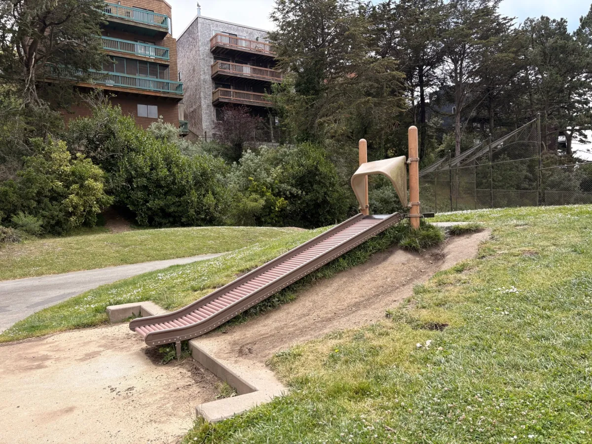 Rolly polly slide