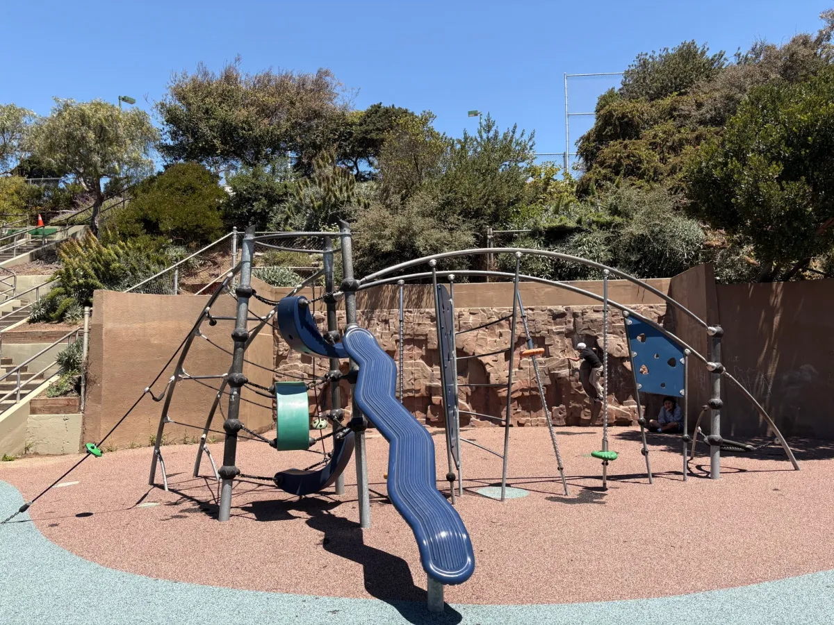 Separate toddler structure