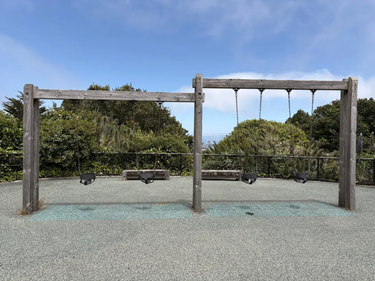 Bucket swing set