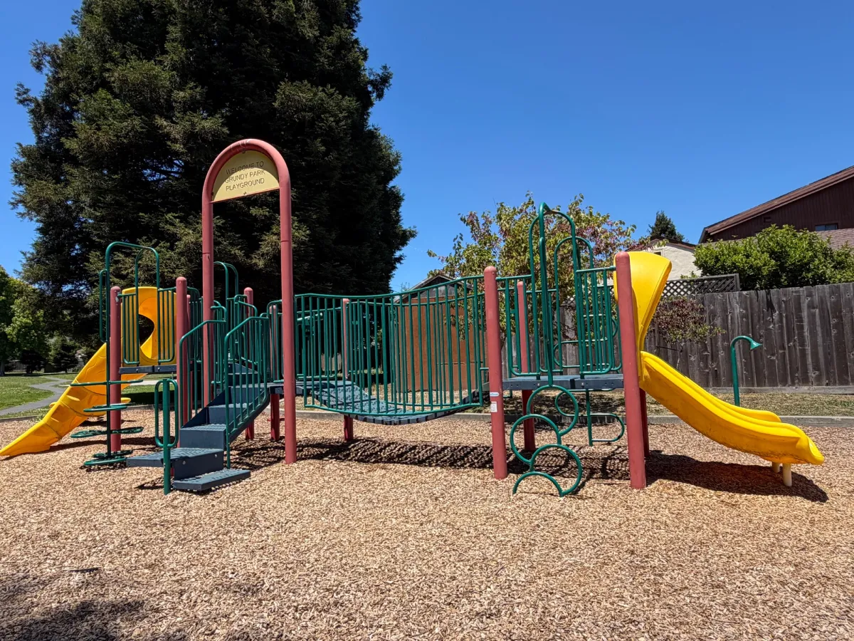 Basic toddler play structure