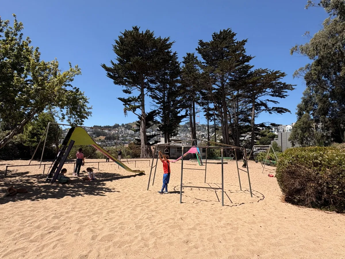 Sand grounds with a view of Twin peaks