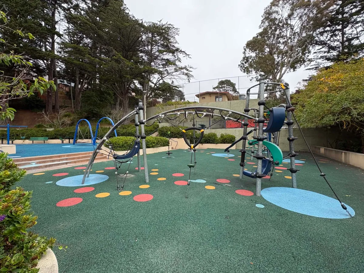 Sunnyside Playground Park