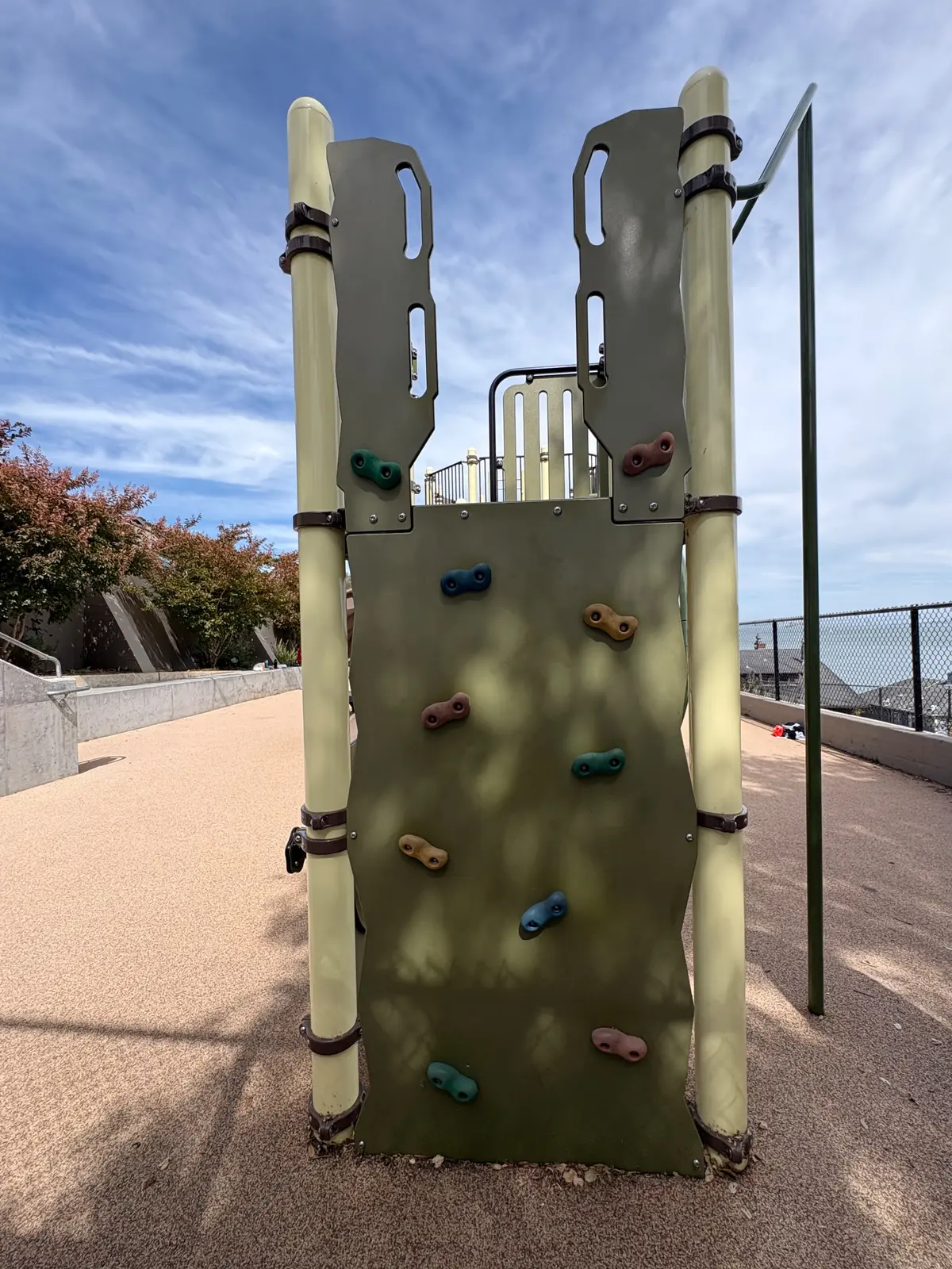 Climbing wall