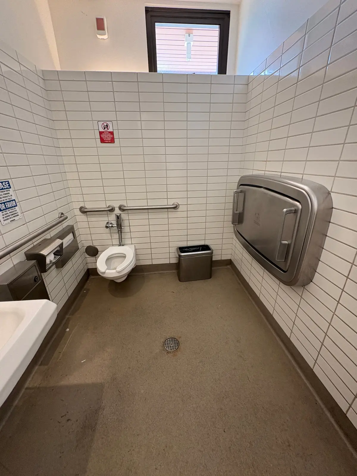 Bathrooms with changing tables at tunnel tops