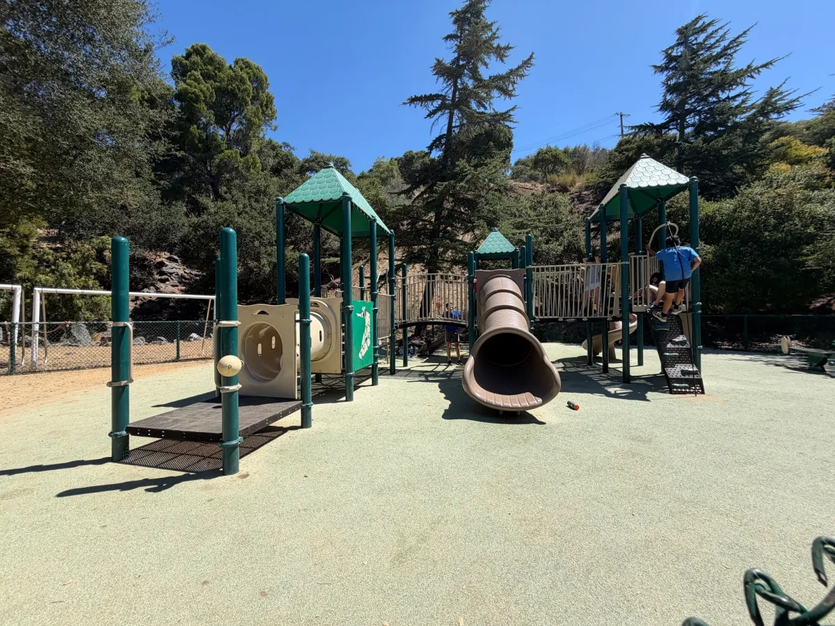 Playground structure - there's only one. No separate area for toddlers/big kids