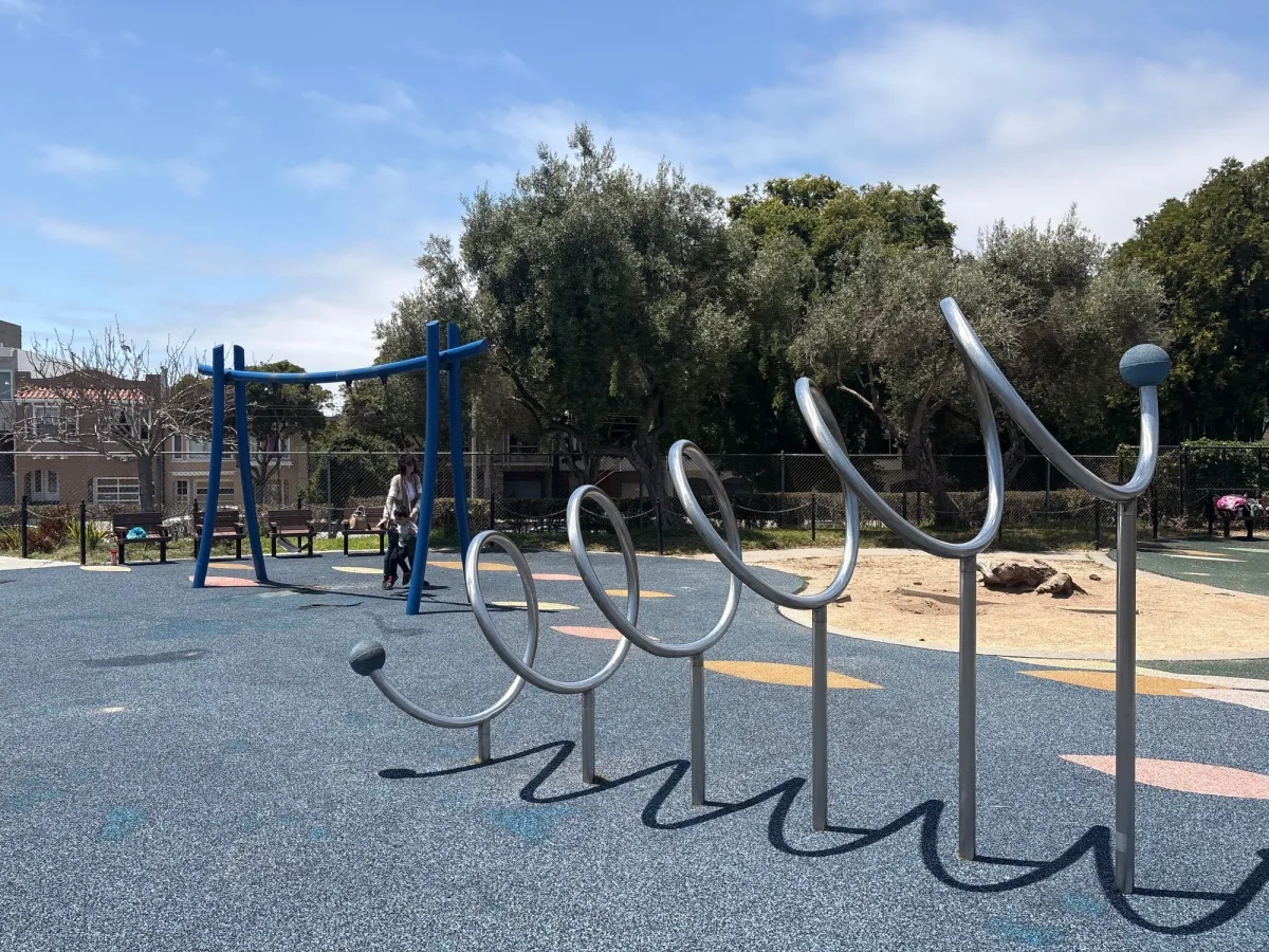 Close up of the corkscrew and sand pit