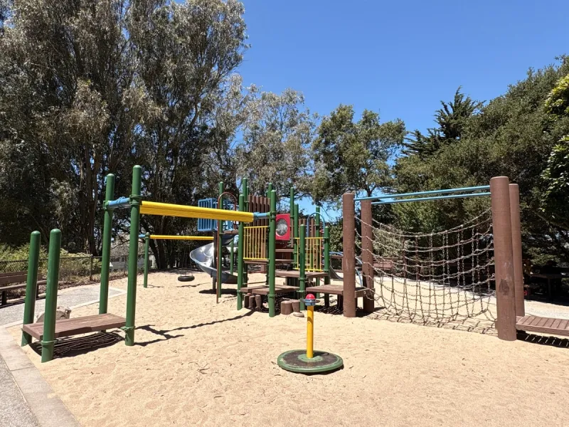 Main playground set with no separate toddler section