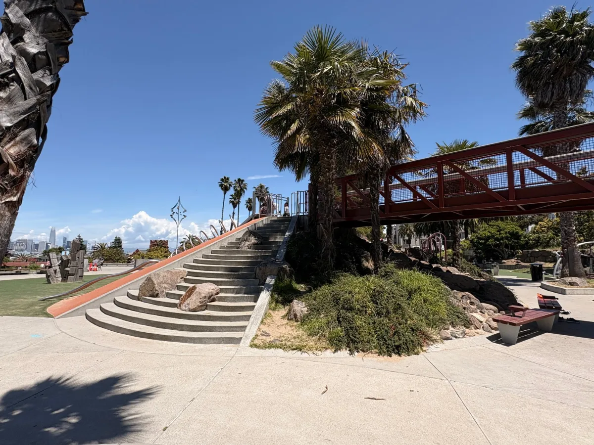 Stairs and bridges to get onto another hero slide