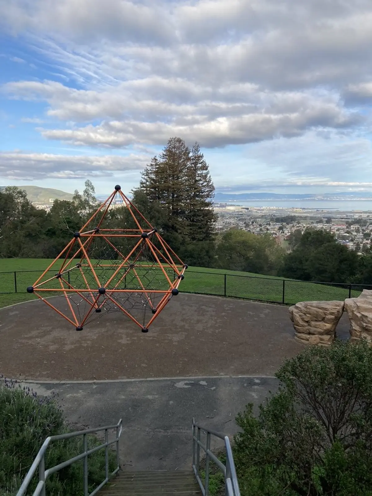 Climbing structure, view in back
