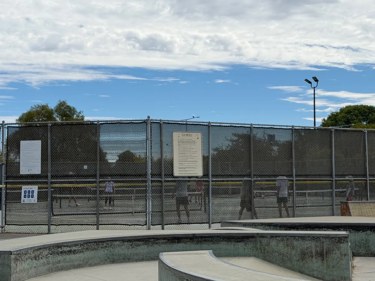Many tennis courts available